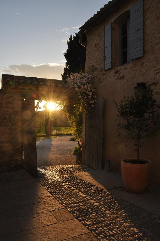 Bed and Breakfast Le Mas En Provence Entrechaux Экстерьер фото